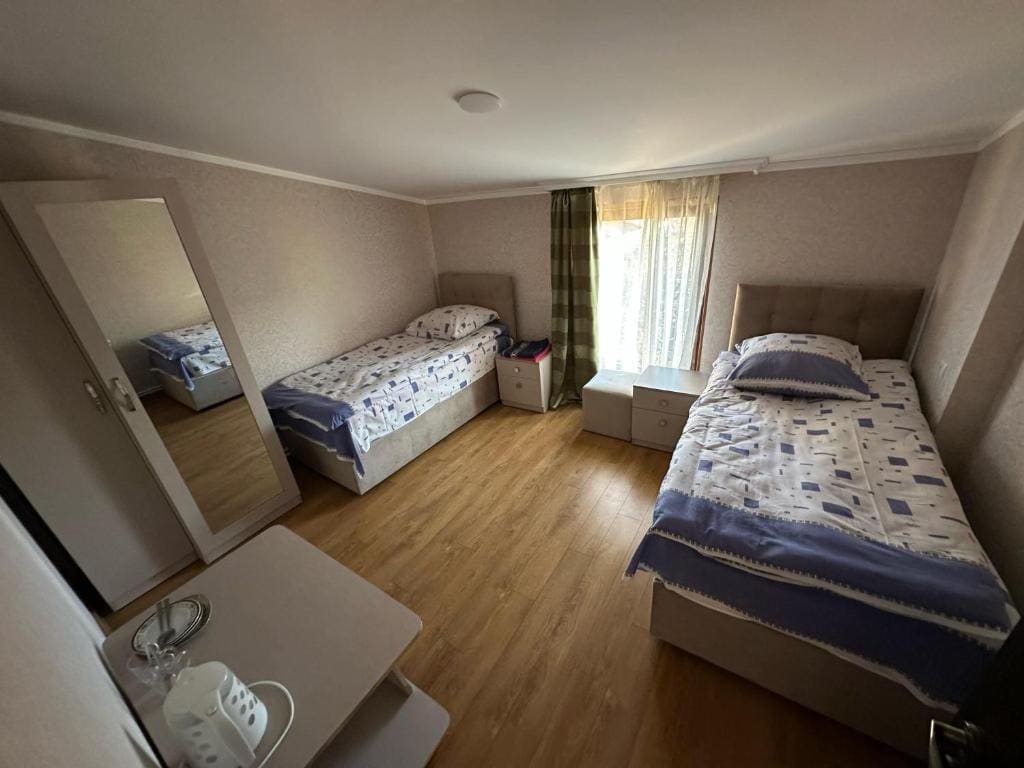 Family hotel - View 2