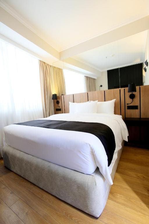Genesis Kosher Hotel Tbilisi - View 7