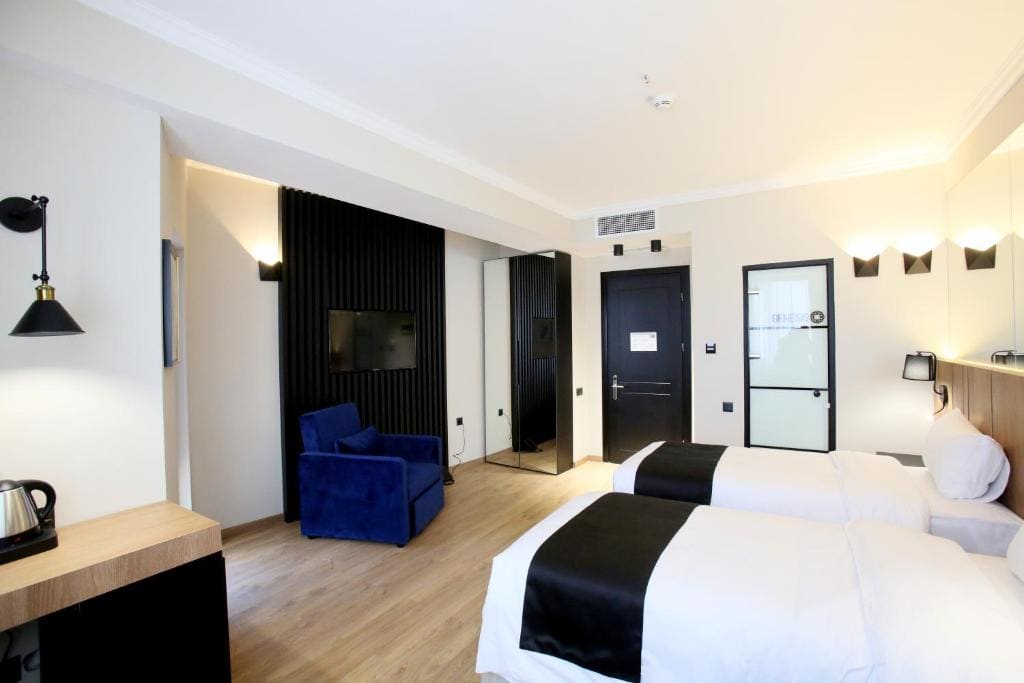 Genesis Kosher Hotel Tbilisi - View 2