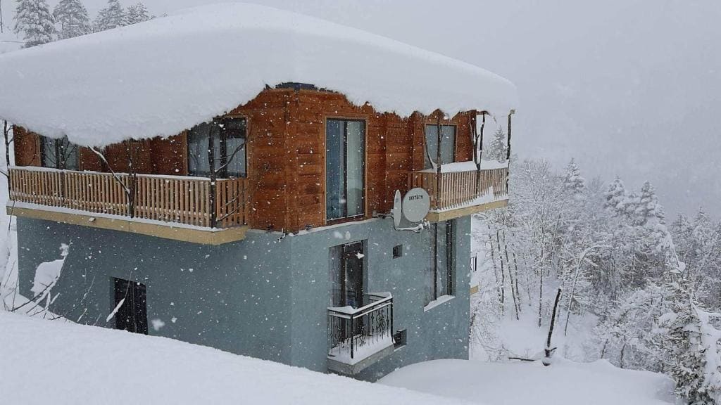 Hotel Khulo lnn - Main view