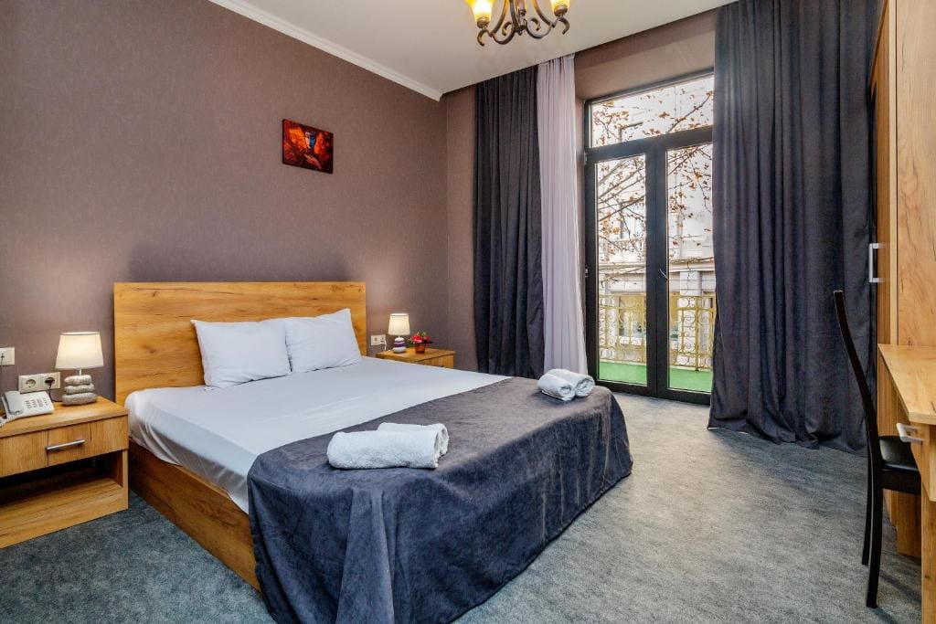 Hotel Marlyn - View 2