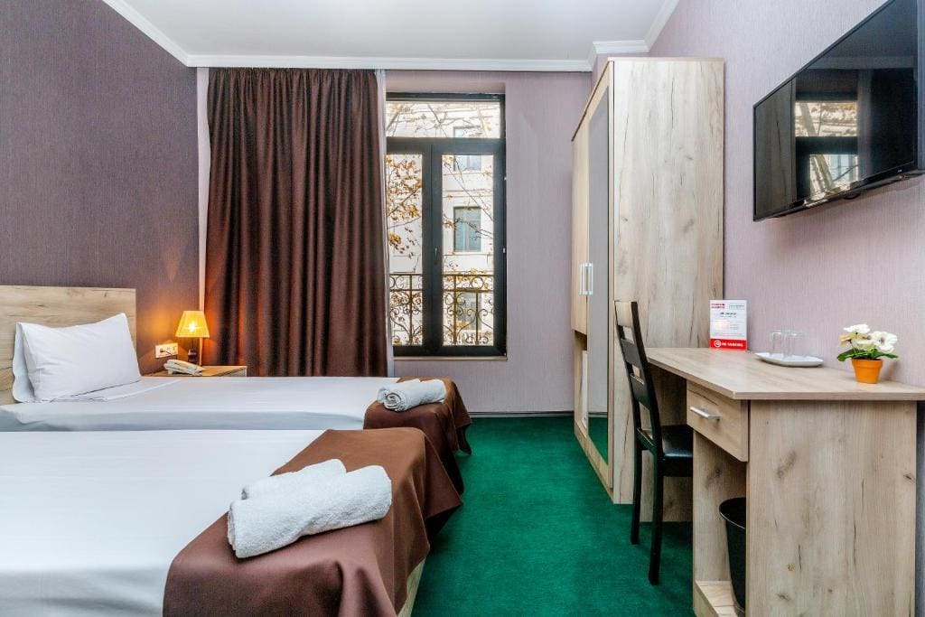 Hotel Marlyn - View 6