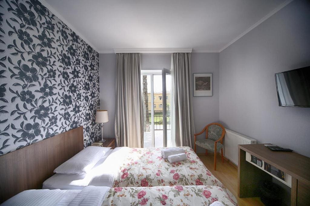 Martvili Palace - View 4