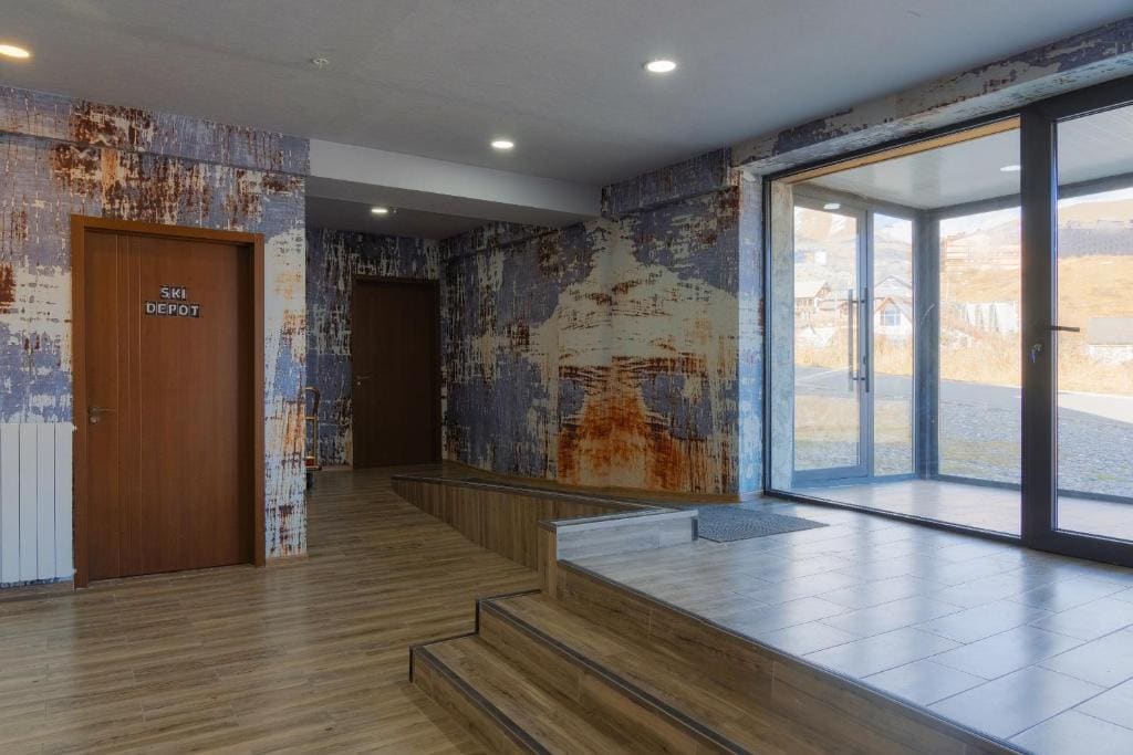 Geography Hotel by Snow Time - View 3