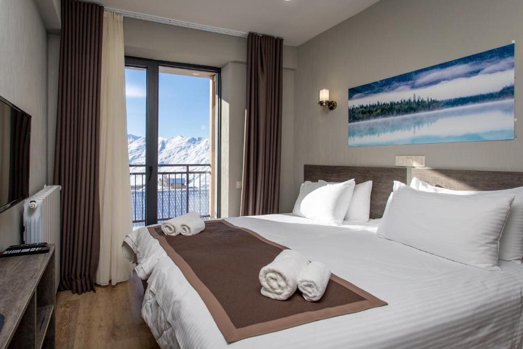 Geography Hotel by Snow Time - View 2