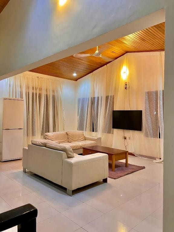 Ghouse room C Ideal For Friends family And Corporate - View 4