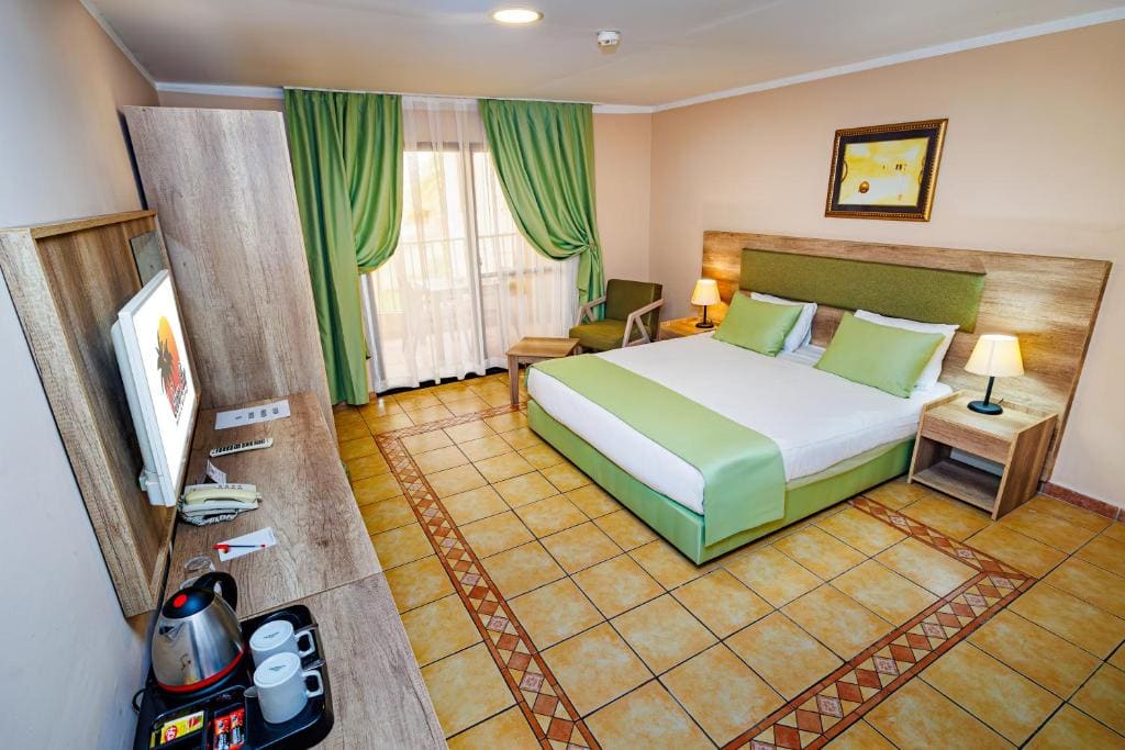 Ocean Bay Hotel & Resort - View 7