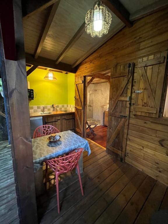 Le MORNE Aux F0US Cabanes & Jardin Tropical - Vista 4