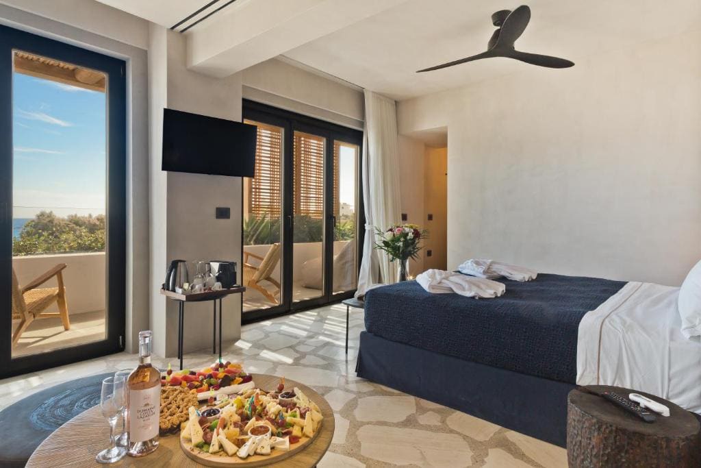 Almi Luxury Rooms - View 2