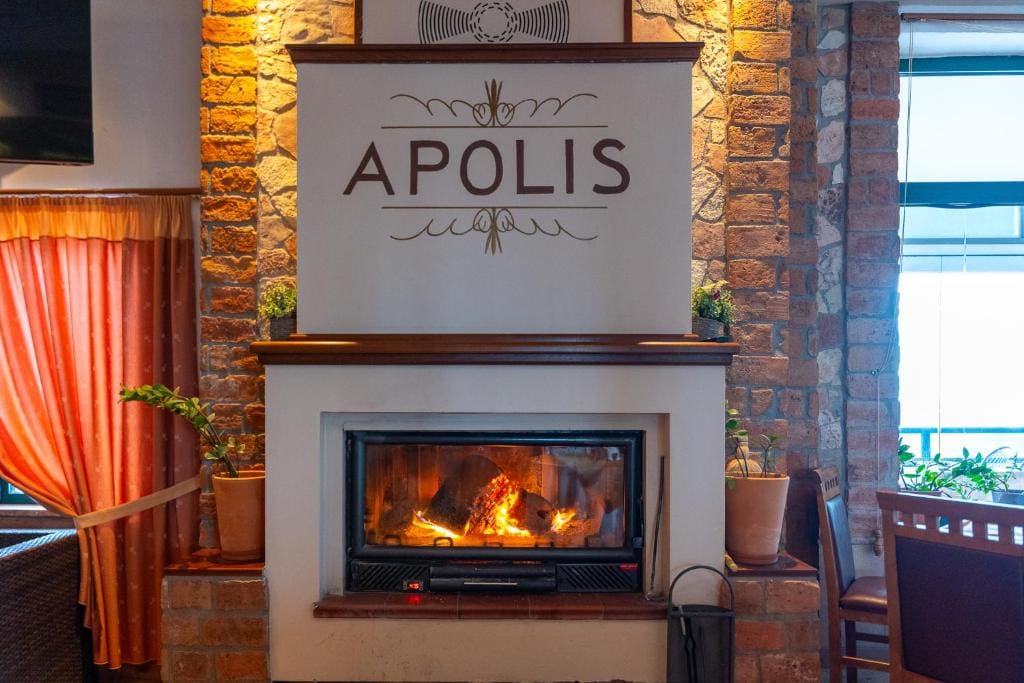 Apolis hotel - Main view