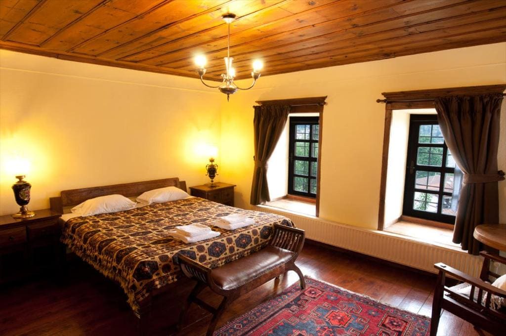 Vergoula's Mansion - View 7
