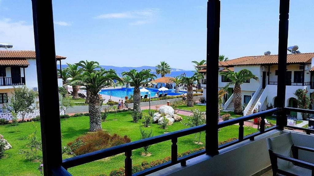 Assa Maris Beach Hotel - View 4