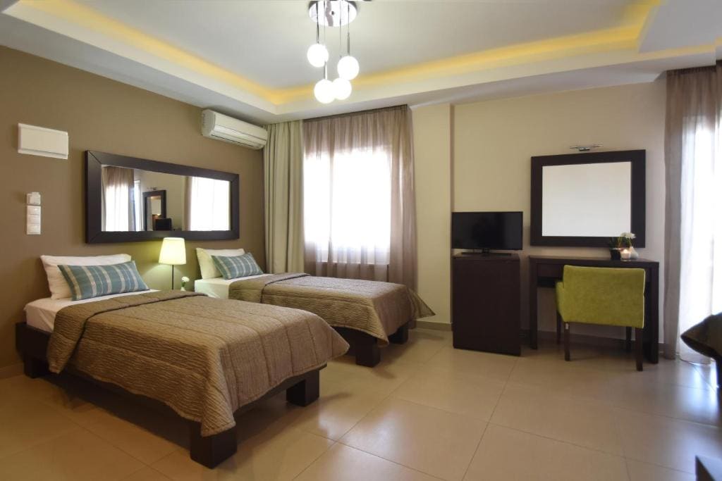 Hotel Dionisos - Main view
