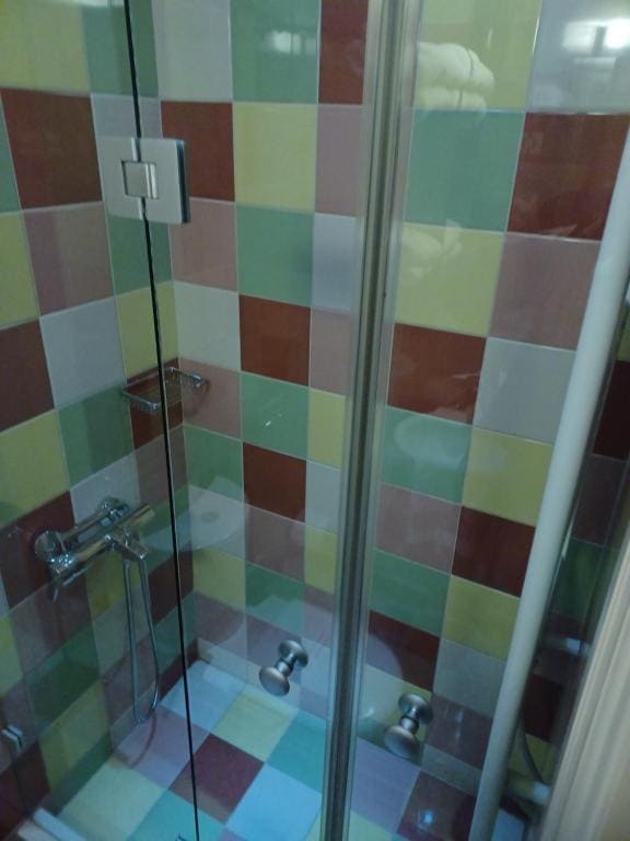 Room "frog" in a neoclasical house - View 5