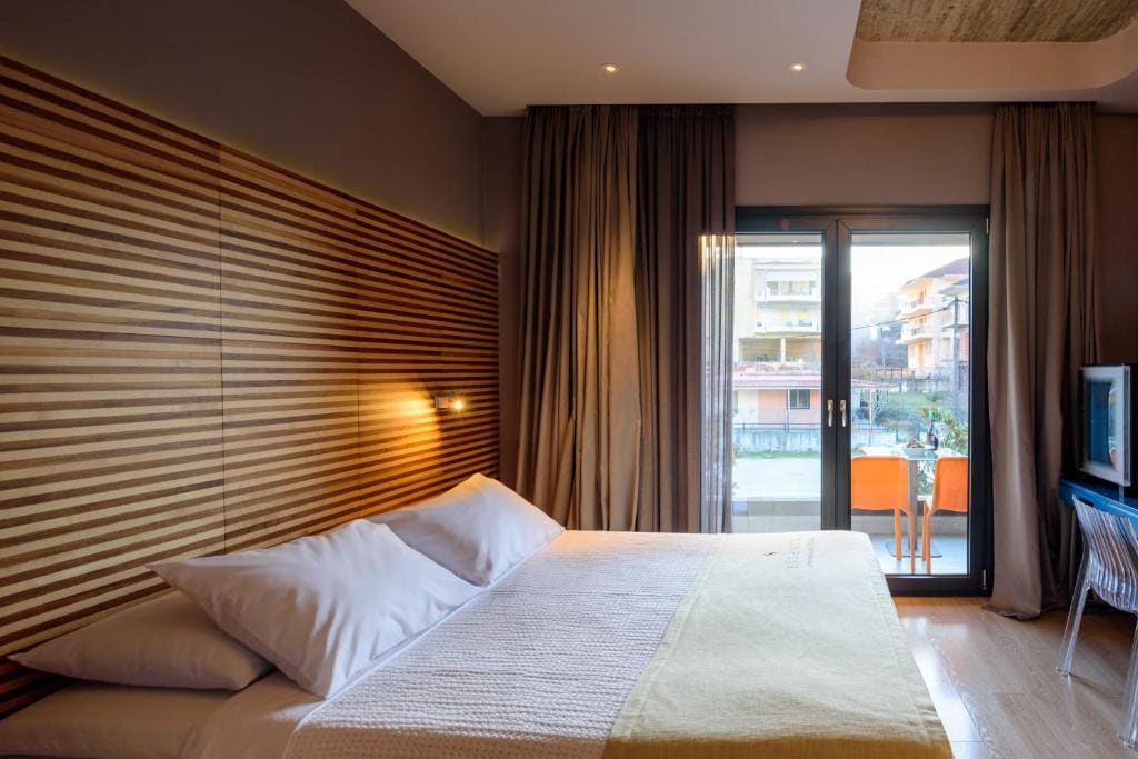 Essence Hotel - View 4