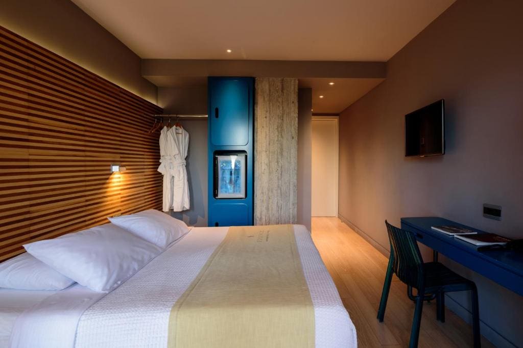 Essence Hotel - View 5