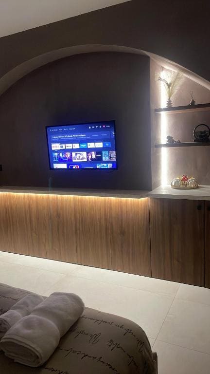 Incanto Luxury Suites 2 - View 7