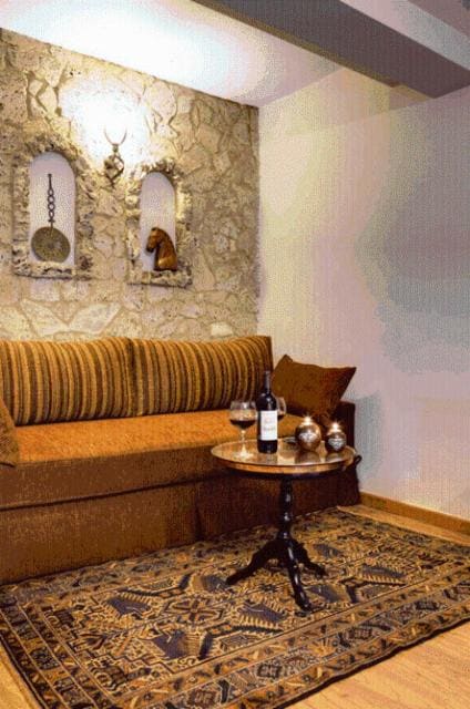 Guesthouse Niaousta - Main view
