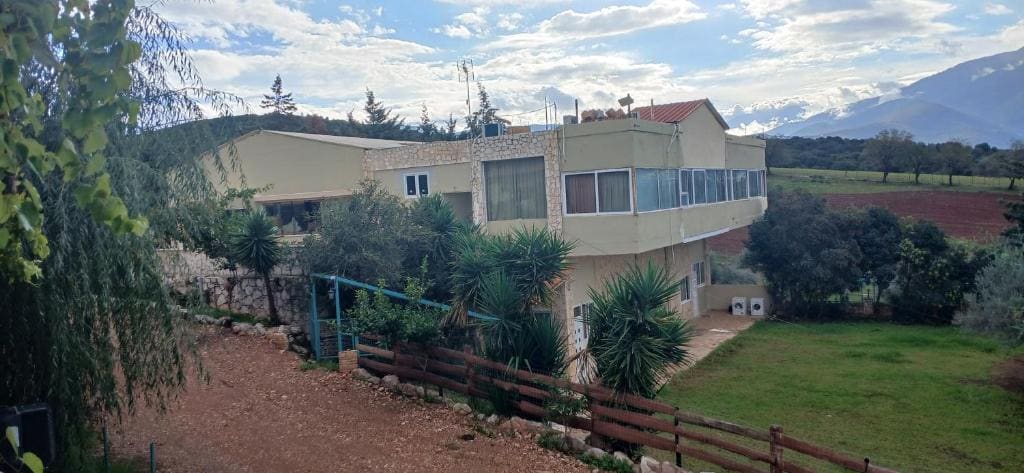 Κτήμα ΓΟΥΡΔΟΎΠΗ Georgιο - Main view