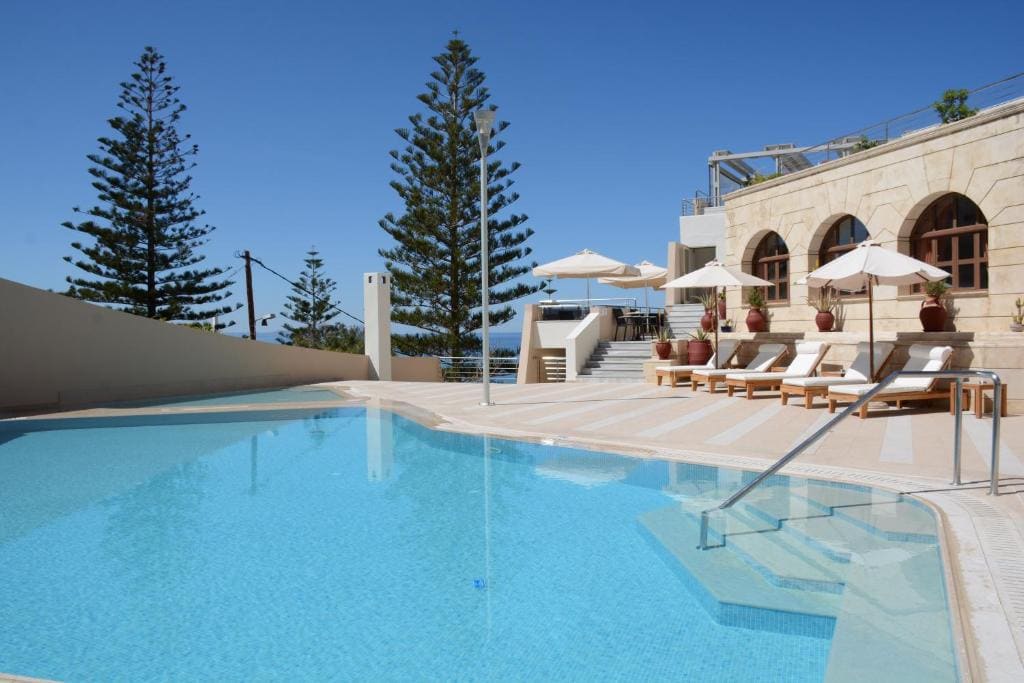 Macaris Suites & Spa - View 4