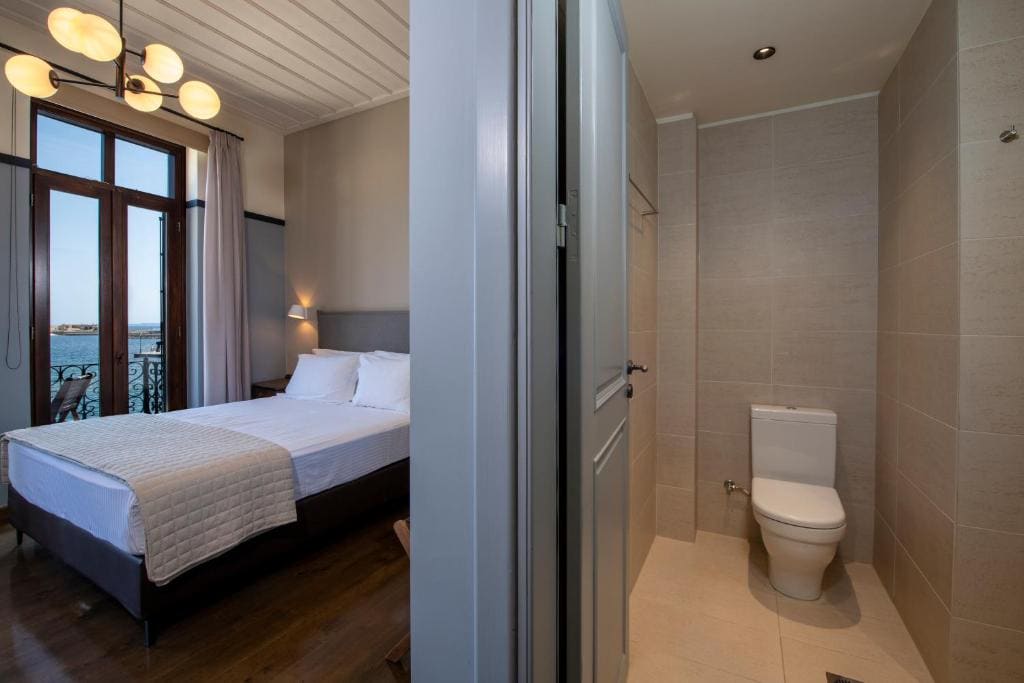 Mosaic Venetian Harbour Suites - View 6
