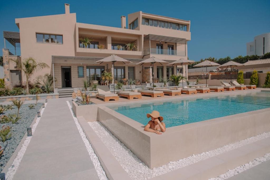 Marble Luxury Suites - Main view