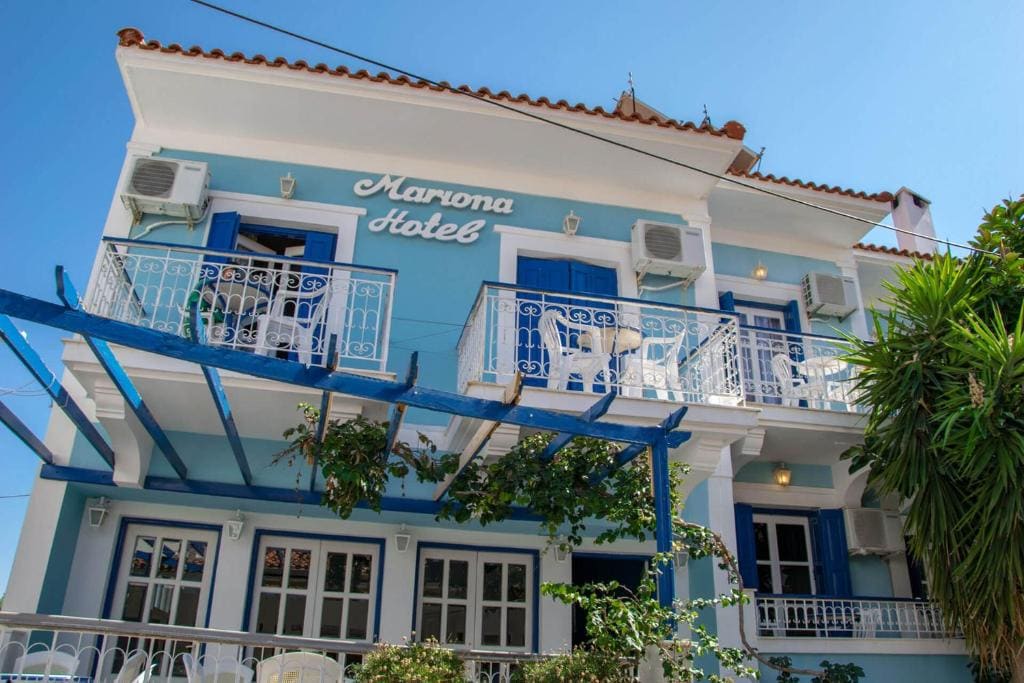 Hotel Mariona - Main view