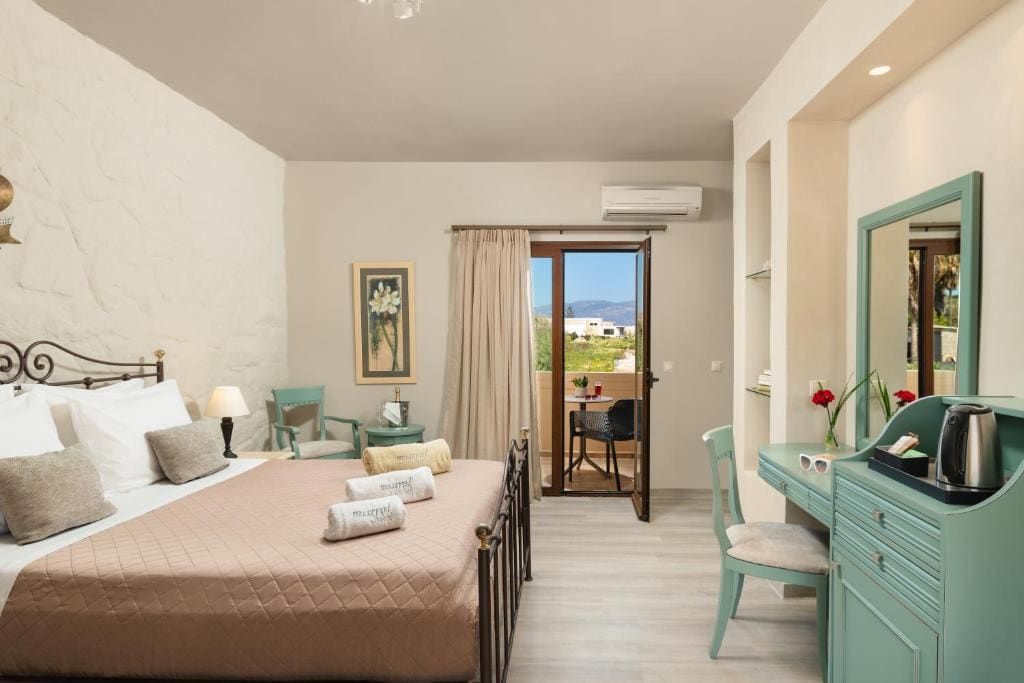 Mistral Hotel - For Solo Travelers - View 3