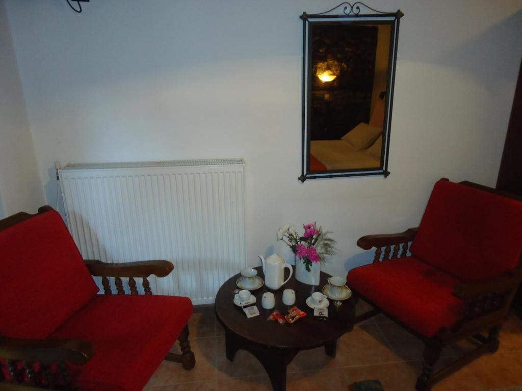 Traditional Guesthouse Archontoula - View 3