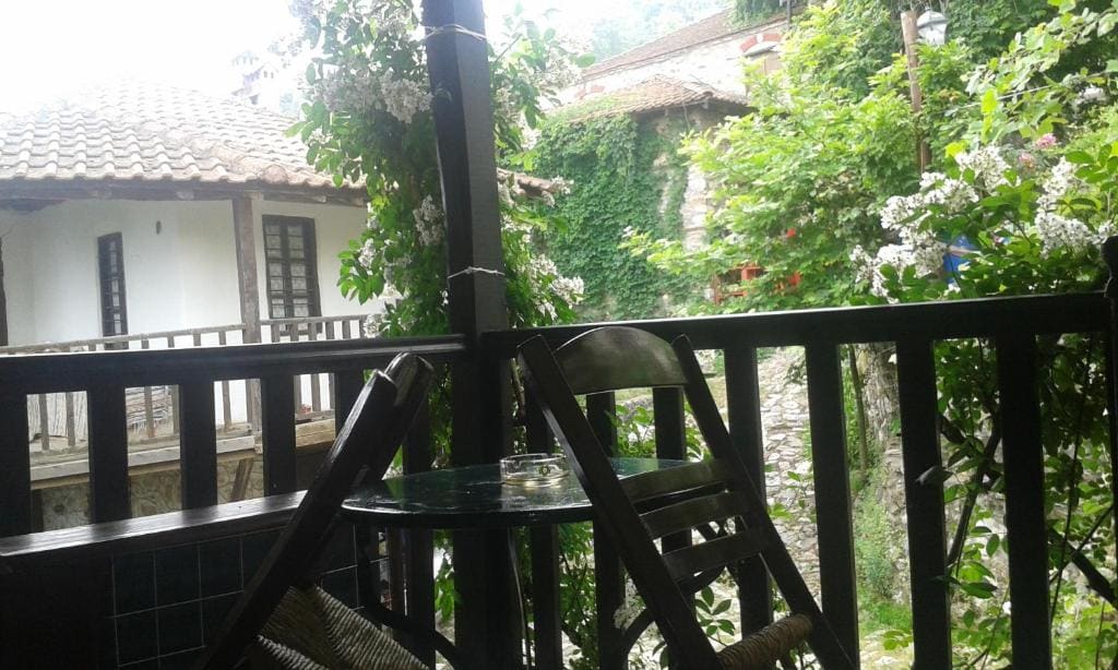 Traditional Guesthouse Archontoula - Main view