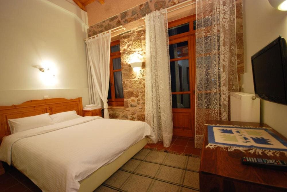 Hotel Parnassos - View 7