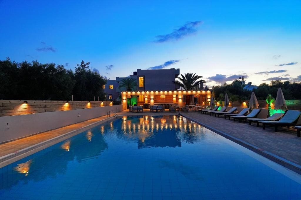 PEARL BOUTIQUE Hotel BEACH ROAD MALIA - Main view