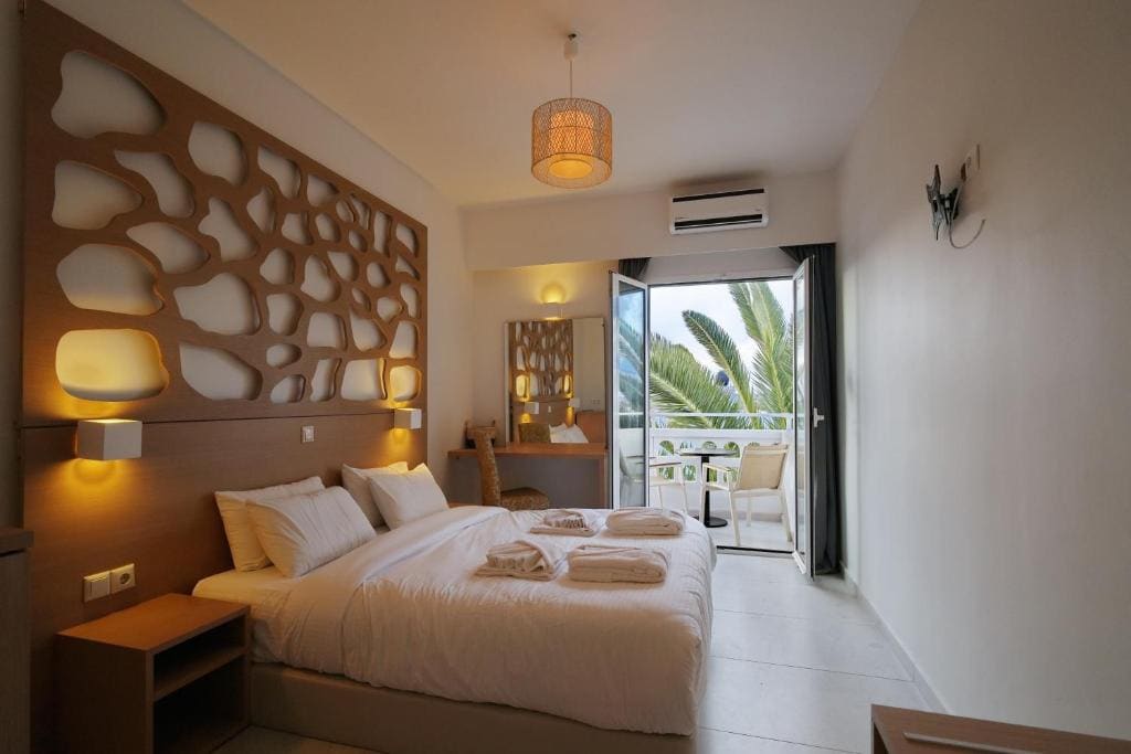 PEARL BOUTIQUE Hotel BEACH ROAD MALIA - View 2