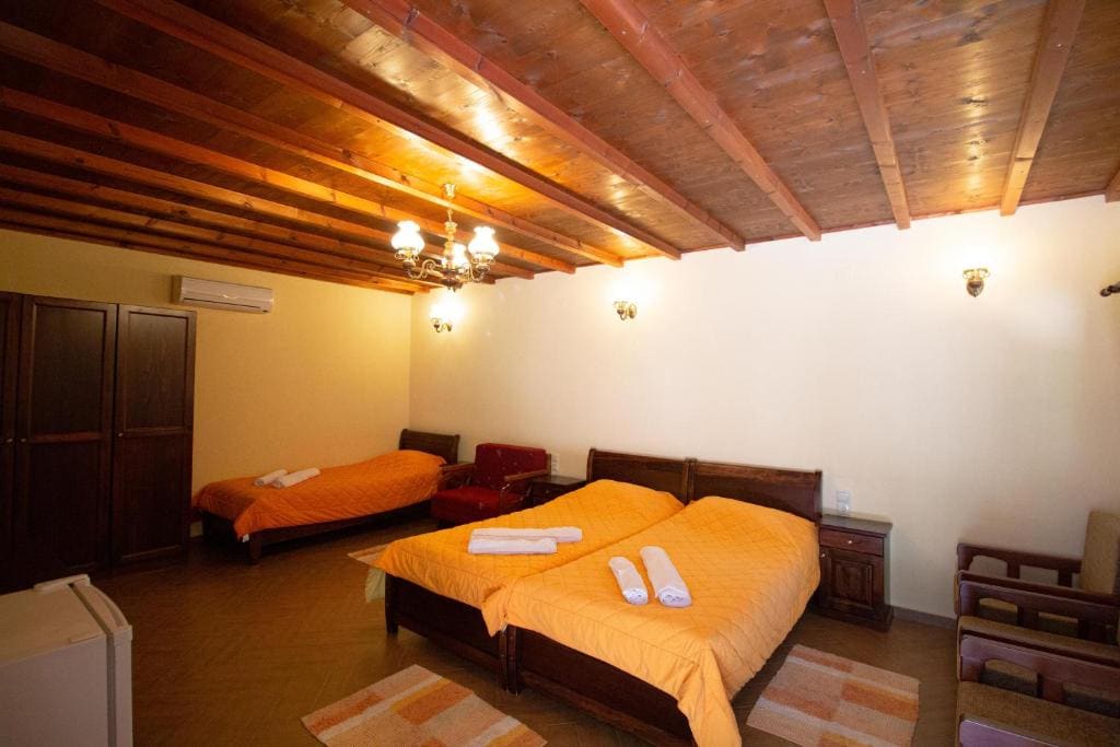 Piges Hotel - View 2