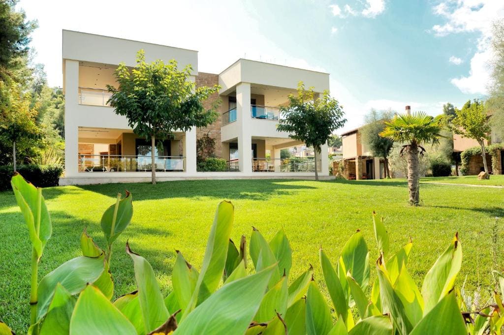 Sani Polyastron Hotel & Spa - Main view