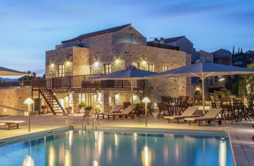 Thirides Beach Resort - Main view
