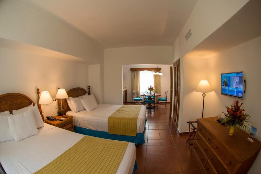 Amatique Bay Hotel - View 2