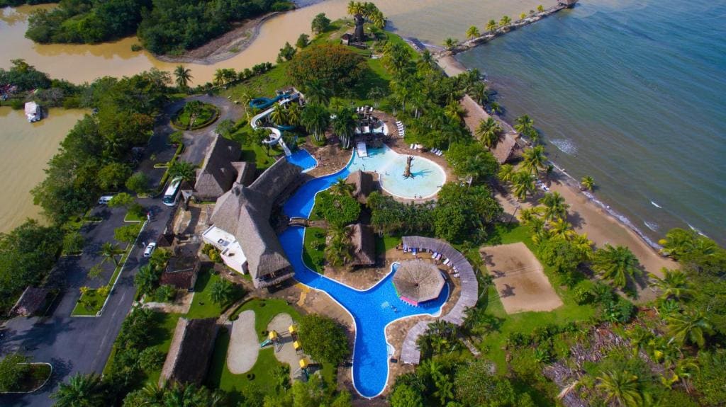Amatique Bay Hotel - View 3