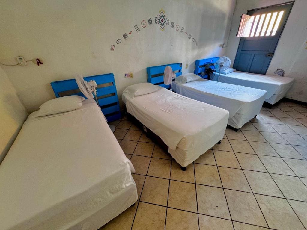 Hostal Inn 2 - Main view