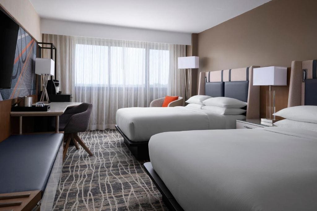 Nashville Airport Marriott - View 2