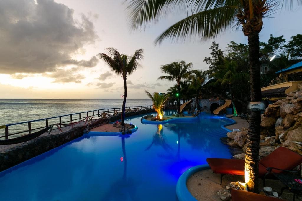 Caribe Tesoro - View 4
