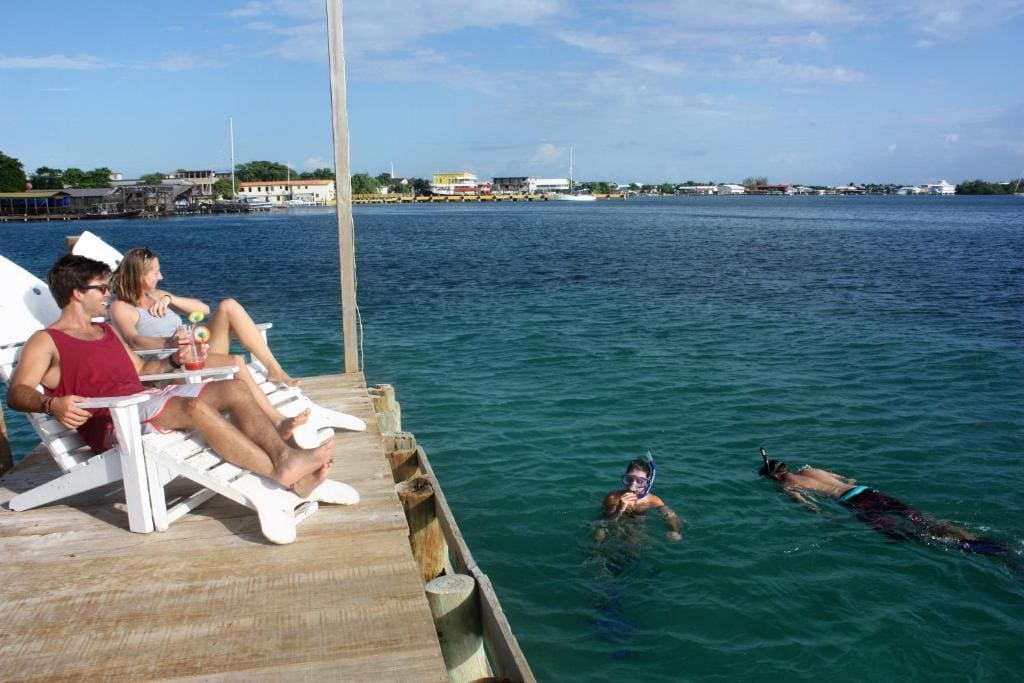 Utila Lodge — Ansicht 5