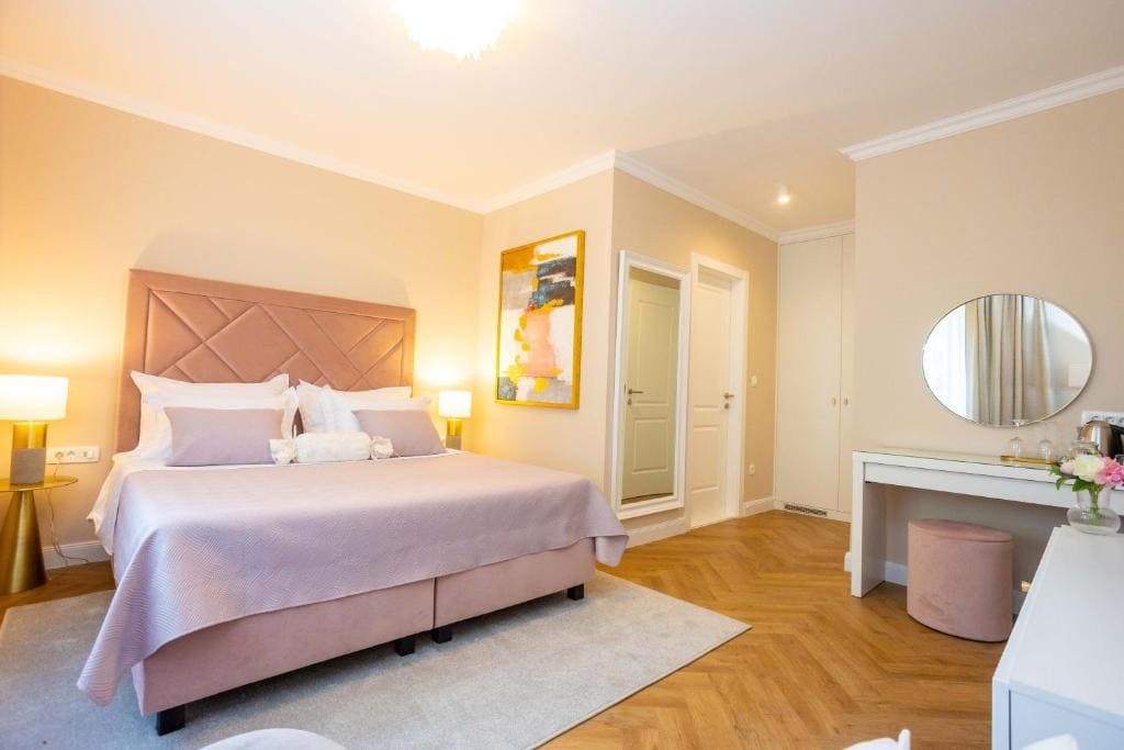 City and Style Luxury Rooms Split 2 - View 6