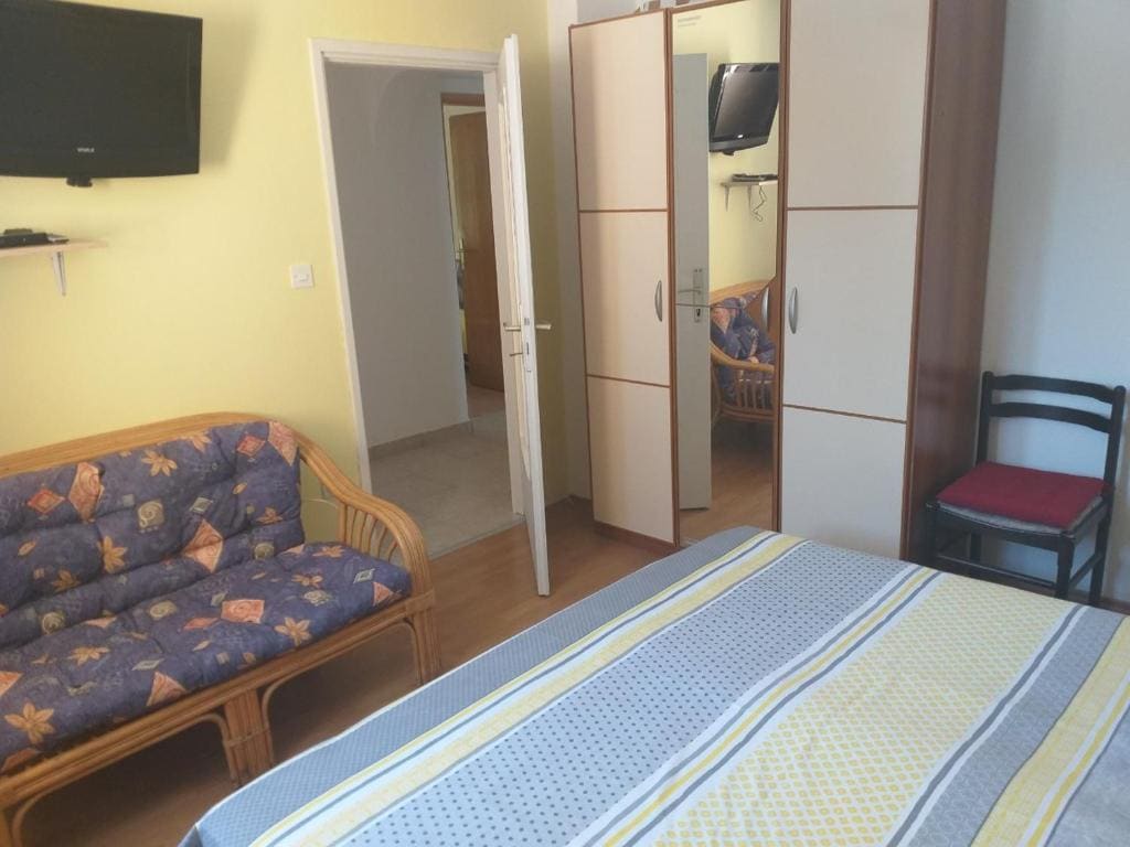 Cosy Medulin apartments with terrace - View 4