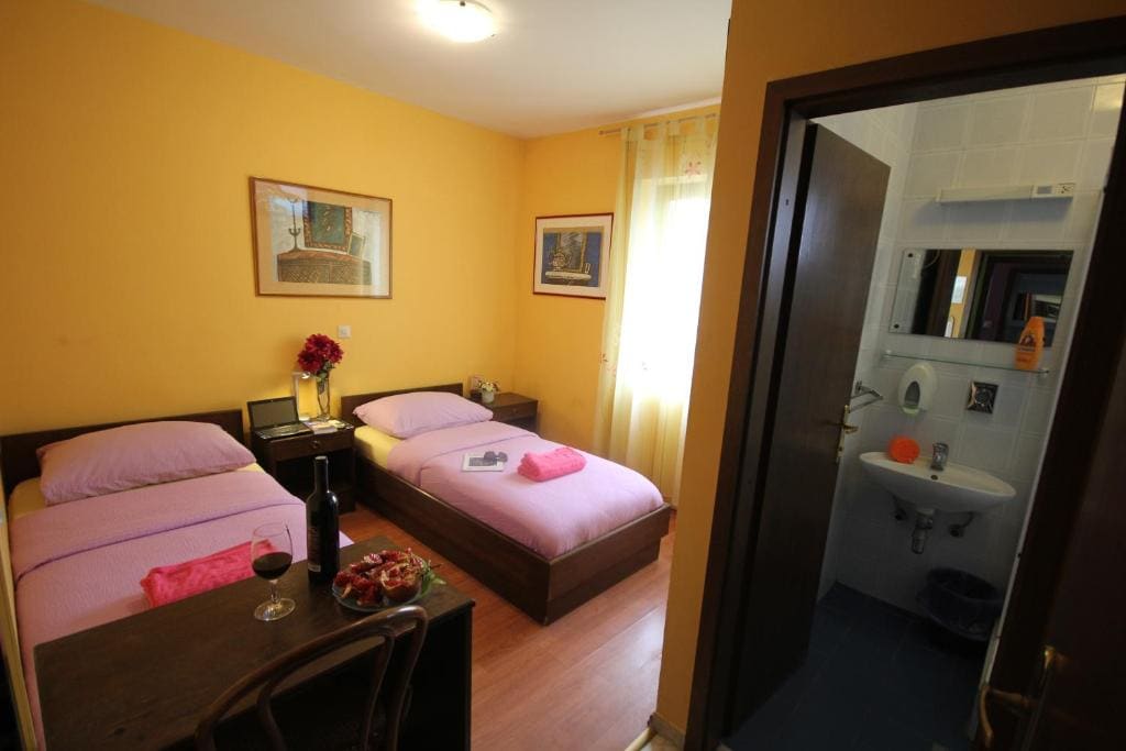 Guest House Vila Micika Dubrovnik - View 5