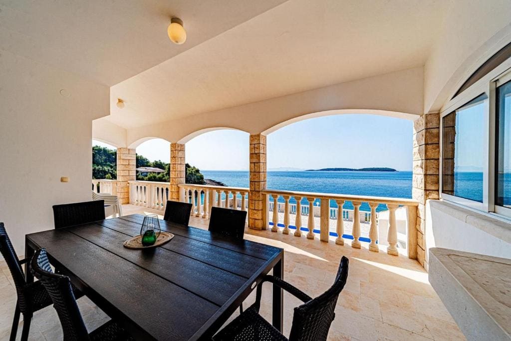 Holiday House Nova - View 2