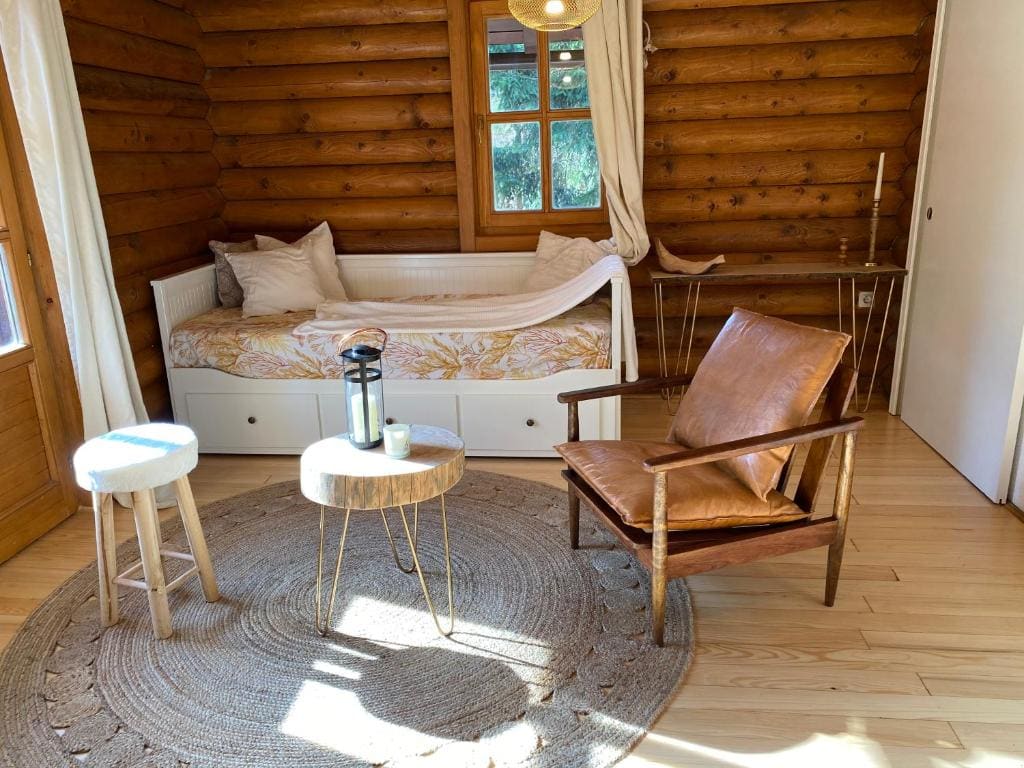 Pine Lodge - View 7