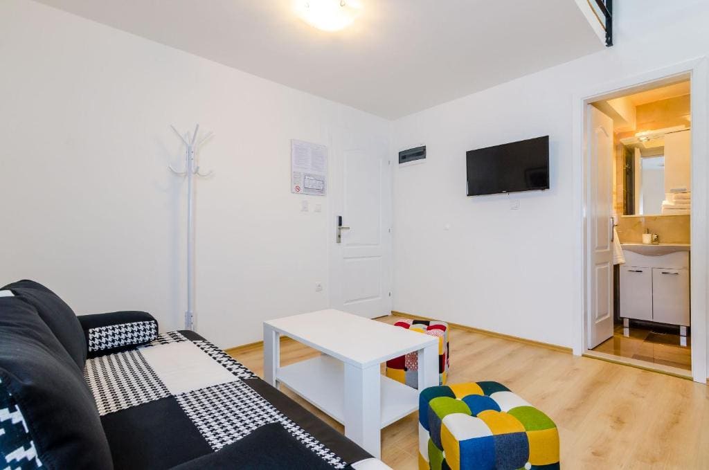 Rooms Baza - View 4