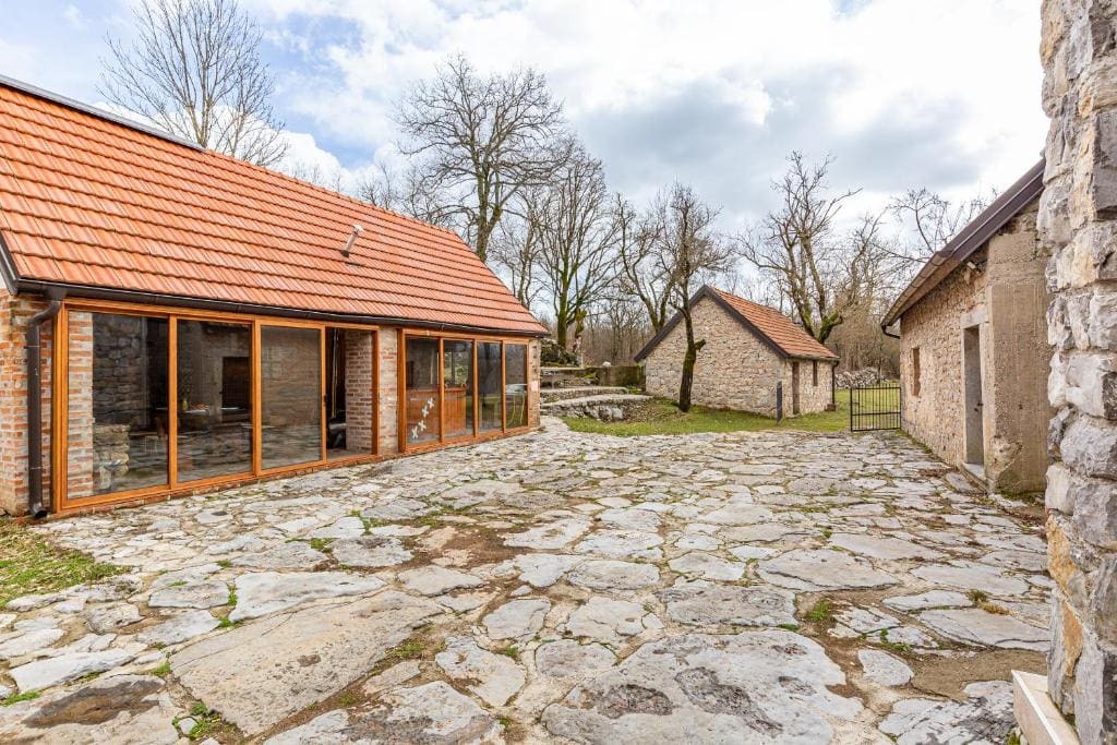 SOKOL - Secret forest house - View 6