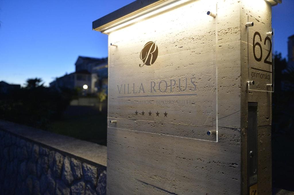 Suites Villa Ropuš - Main view